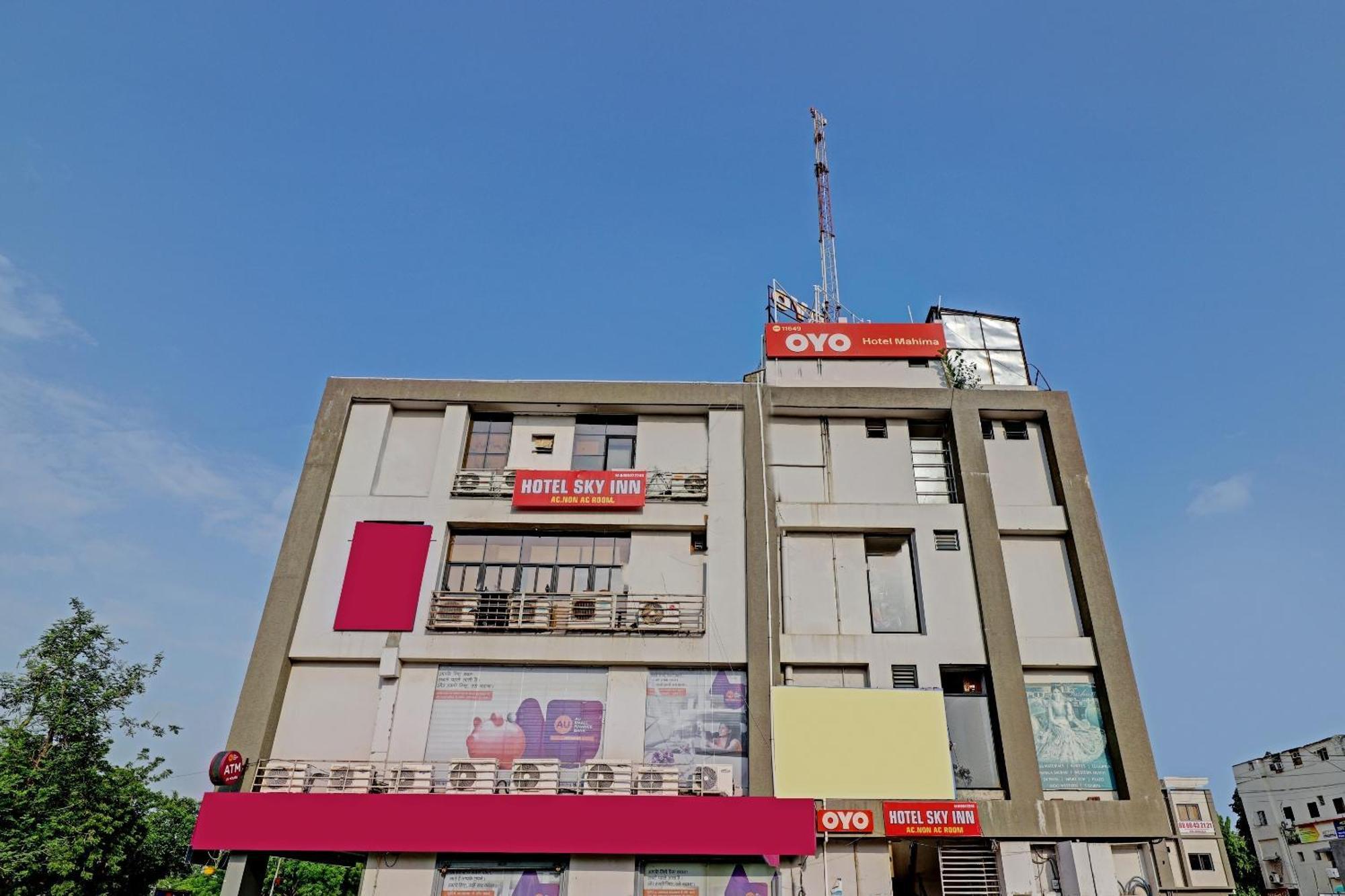 Oyo 11649 Hotel Mahima Gandhinagar Exteriör bild