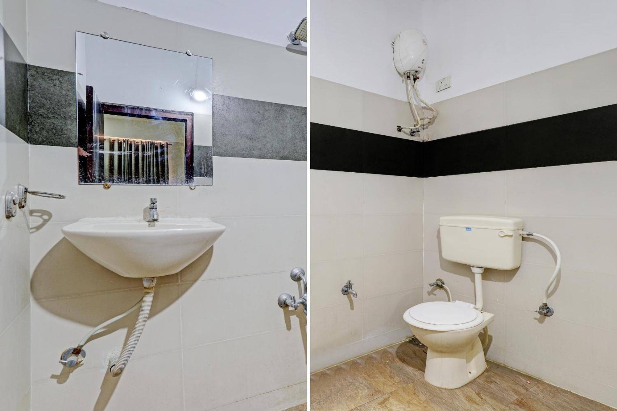 Oyo 11649 Hotel Mahima Gandhinagar Exteriör bild